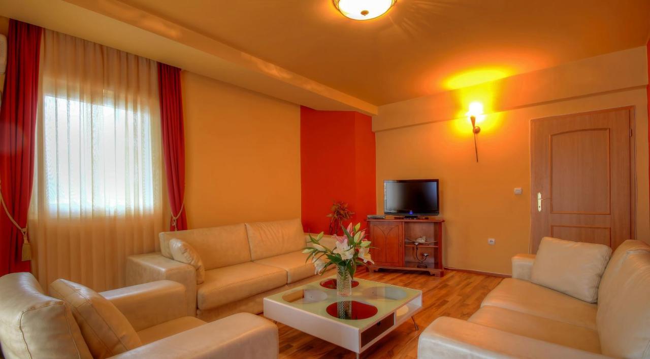 Apart Hotel Samardzic 티바트 객실 사진