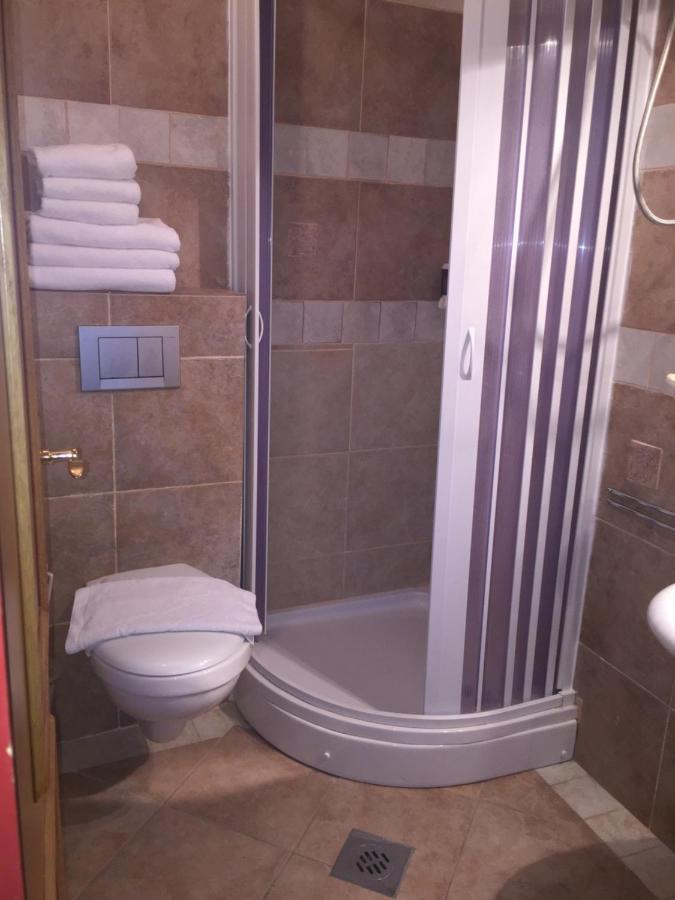 Apart Hotel Samardzic 티바트 외부 사진